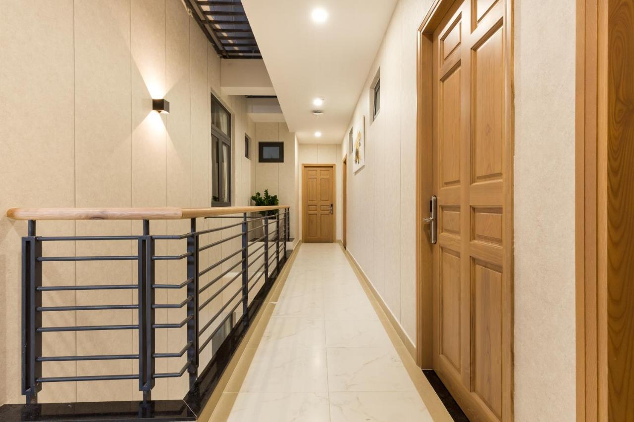 Yours Studio Airport Hotell Ho Chi Minh-staden Exteriör bild