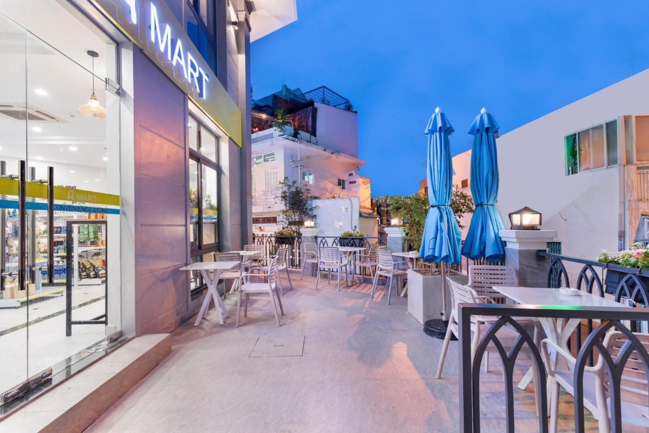 Yours Studio Airport Hotell Ho Chi Minh-staden Exteriör bild