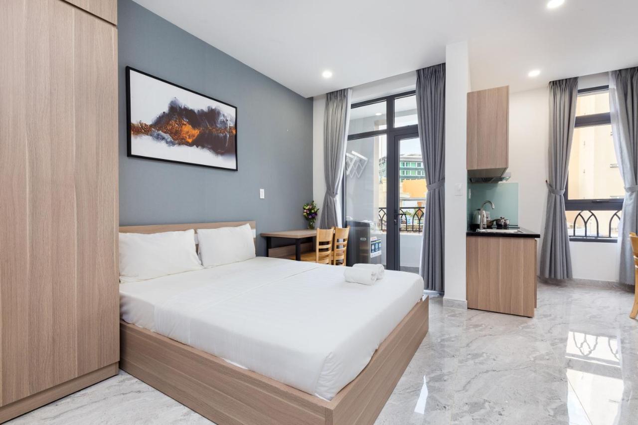 Yours Studio Airport Hotell Ho Chi Minh-staden Exteriör bild