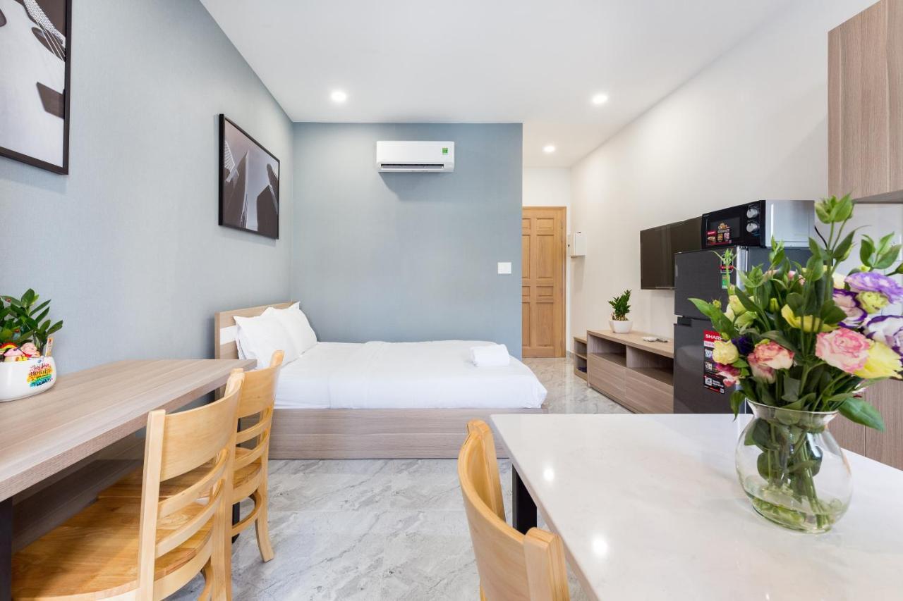 Yours Studio Airport Hotell Ho Chi Minh-staden Exteriör bild